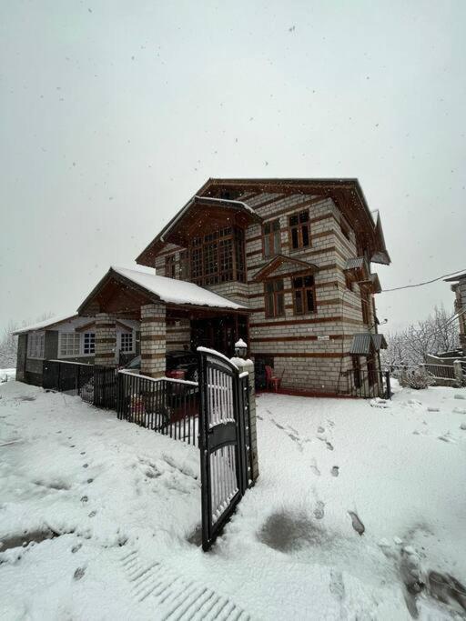 Aroma Taru Villa / Cottage ,Manali Exteriér fotografie