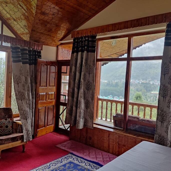 Aroma Taru Villa / Cottage ,Manali Exteriér fotografie