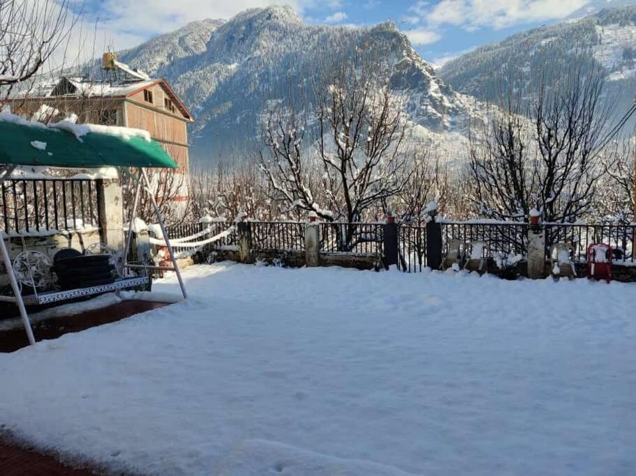 Aroma Taru Villa / Cottage ,Manali Exteriér fotografie